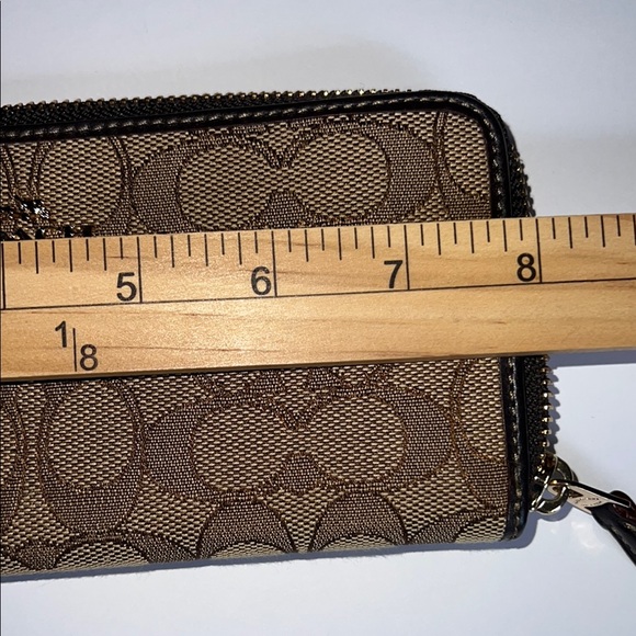 COACH SMALL DUFFEL IN SIGNATURE JACQUARD w/ MATCHING WALLET - Picture 14 of 15